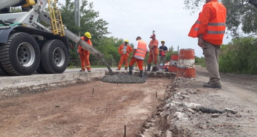 Escobar: El municipio contin&uacute;a con obras viales en distintos barrios del distrito