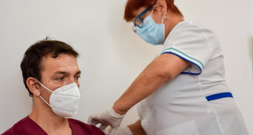 Alem: Continúa en el Hospital municipal la aplicación de la vacuna Sputnik V  