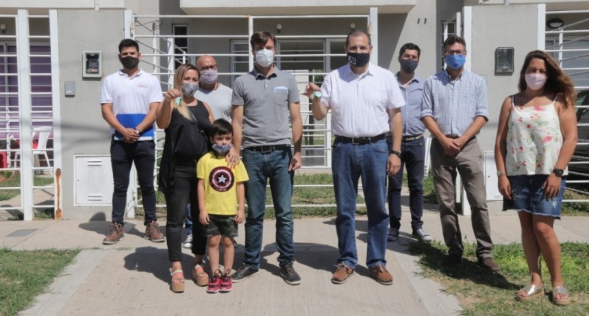 Morón: Continúa la entrega de viviendas Procrear en Haedo sur