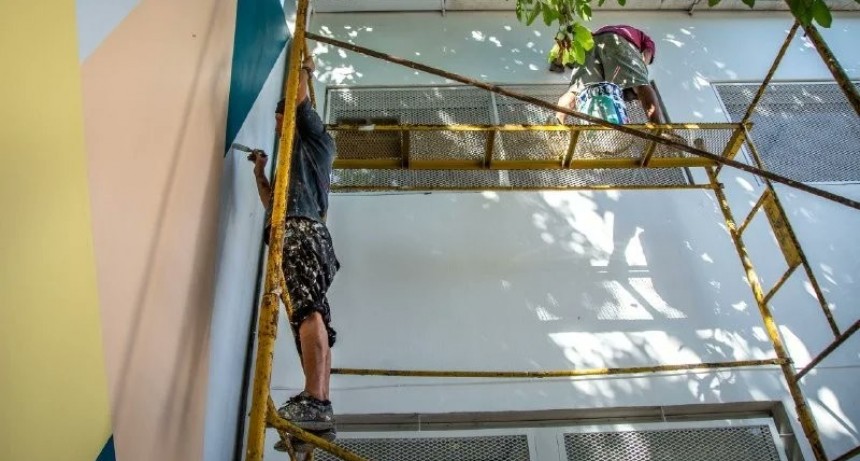 Quilmes: El Municipio concreta obras de refacción y puesta en valor en escuelas del partido