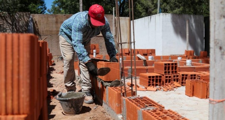 Pergamino: Se est&aacute; construyendo desde cero el Bar y los nuevos Sanitarios del Parque Municipal