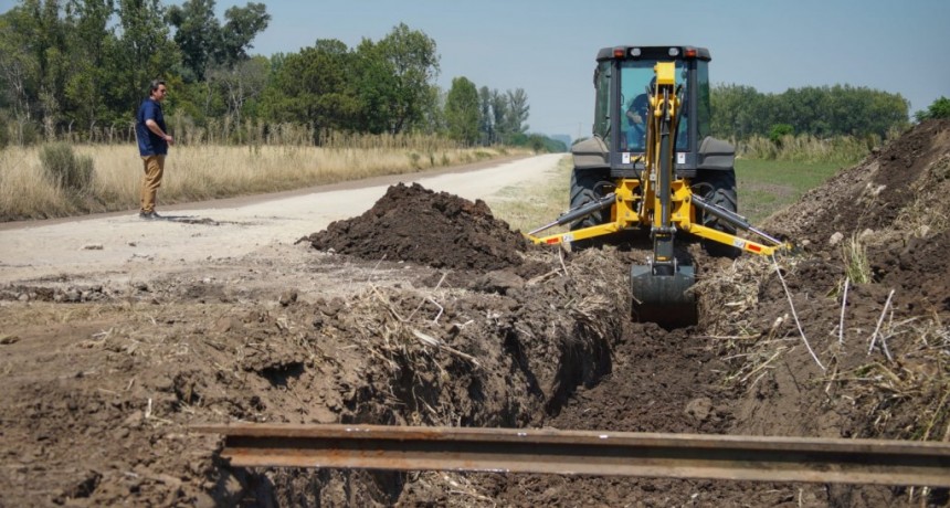 Luján: El Intendente supervisó los trabajos de mejoramiento en Carlos Keen
