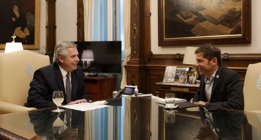 El Presidente se reunió con Kicilof y dialogaron sobre la temporada de verano y el avance de la vacunación 