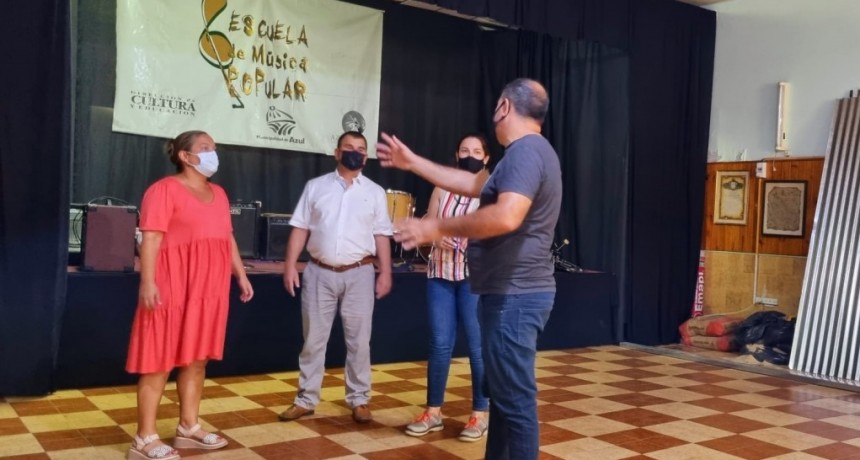 Azul: Comenzó la obra de refacción del techos en la Escuela de Música