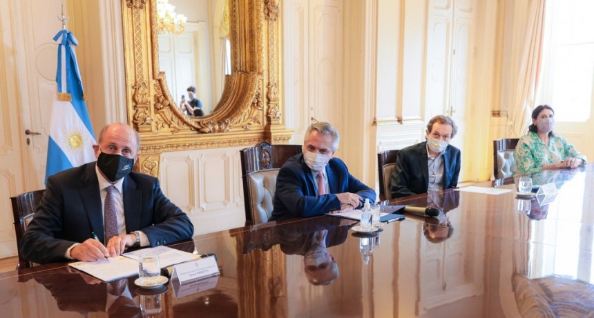 El Presidente destacó “el desarrollo inclusivo en la Argentina”, al presentar el programa educativo Santa Fe + Conectada