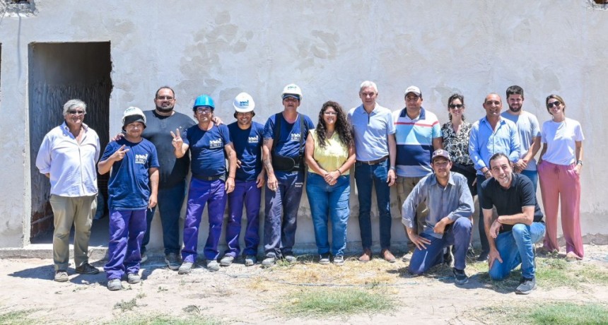 Berisso: Cagliardi firmó el inicio de obras para un nuevo espacio social en el distrito