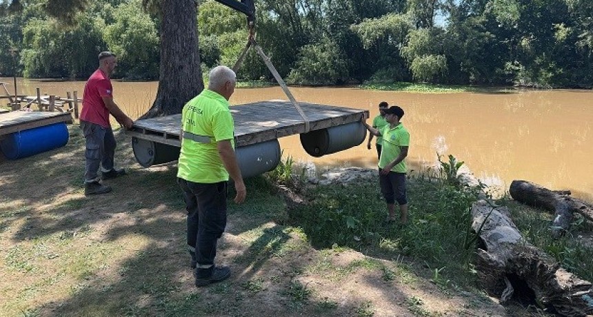 Campana: El Municipio entregó muelles a familias isleñas del Canal Alem