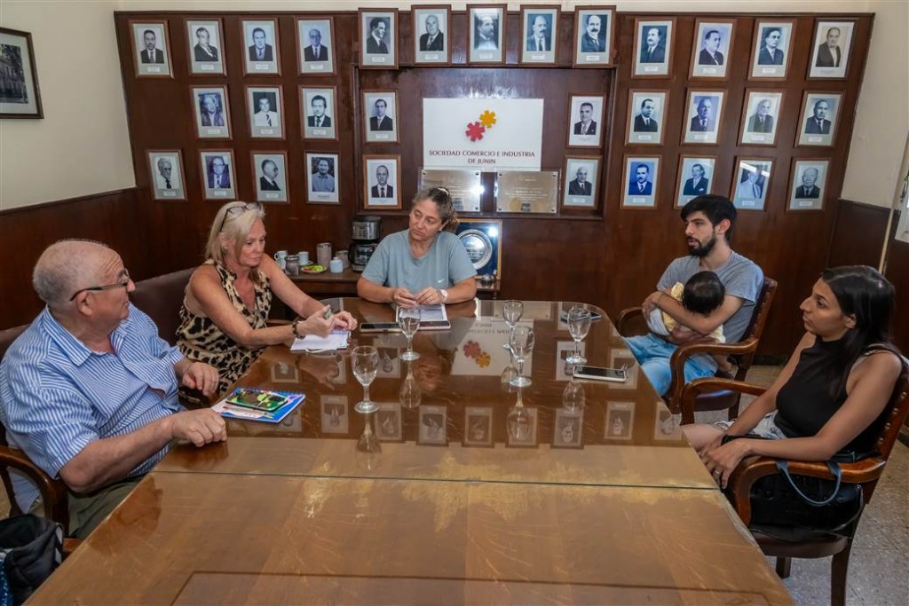 Junín: El Municipio junto a comerciantes trabajan para una nueva edición del programa “Armá tu Mochila”