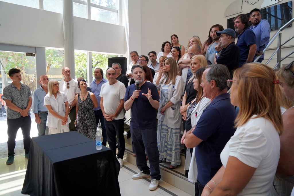 Merlo: Menéndez participó de la jura del nuevo Secretario de Salud 