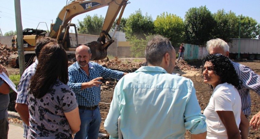 En Ensenada, Mario Secco suma m&aacute;s espacios p&uacute;blicos al distrito