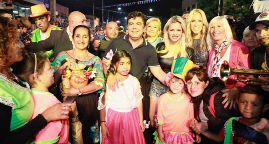 La Matanza: En la primera noche m&aacute;s de 80 mil personas disfrutaron el Carnaval