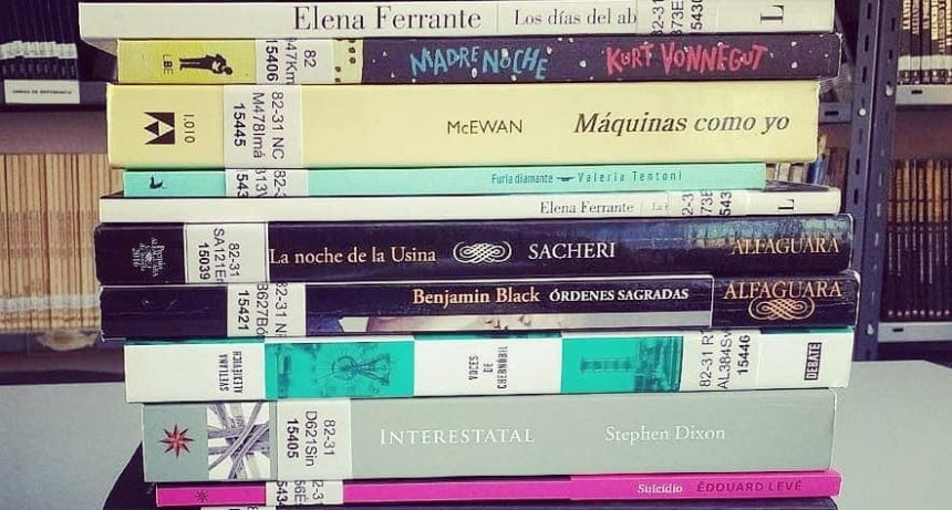 Vicente López: La biblioteca municipal se encuentra habilitada para préstamos y devoluciones de libros 