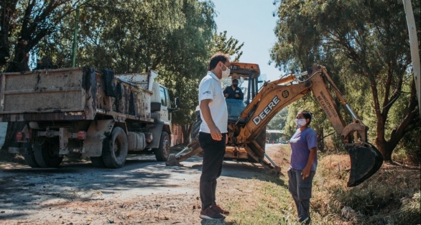 Campana: Continúan las tareas de mantenimiento de los espacios públicos 