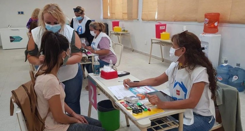 Carlos Casares: Comienza la vacunación masiva en el distrito 