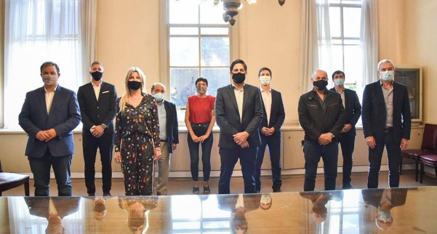 Mayra Mendoza participó junto al Ministro Nicolas Trotta de un encuentro para la coordinación territorial de los programas socioeducativos nacionales 