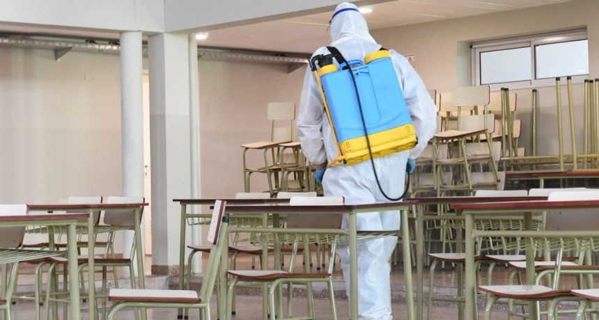 San Fernando: El Municipio sanitiza escuelas contra el covid-19 previo al inicio de clases 