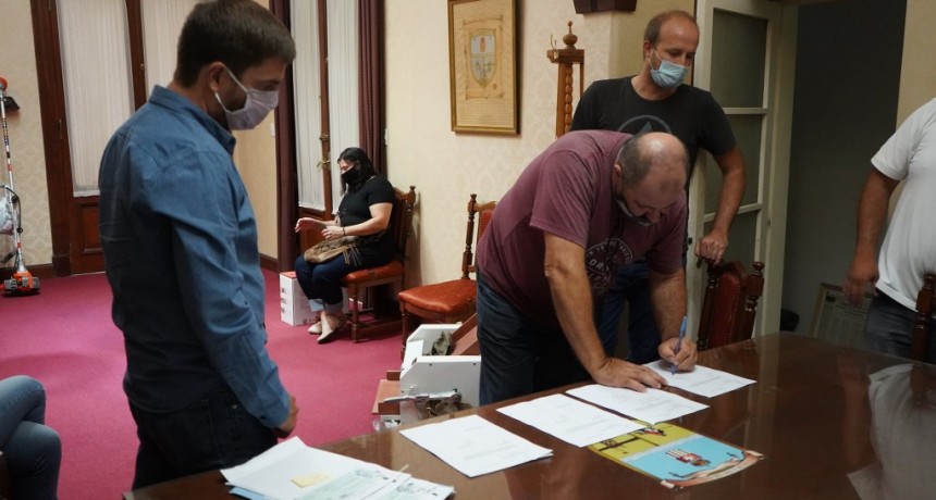 Mercedes: El municipio hizo entrega de subsidios a micro emprendedores 