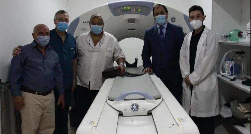 Maipú: Matias Rappallini inauguró el tomógrafo computado 