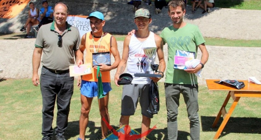 Colón (ER): Numerosos competidores de diferentes provincias participaron de otra exitosa maratón de Artesanía