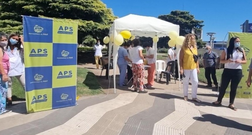 Azul: Jornada de concientización por el Día Internacional del Cáncer Infantil