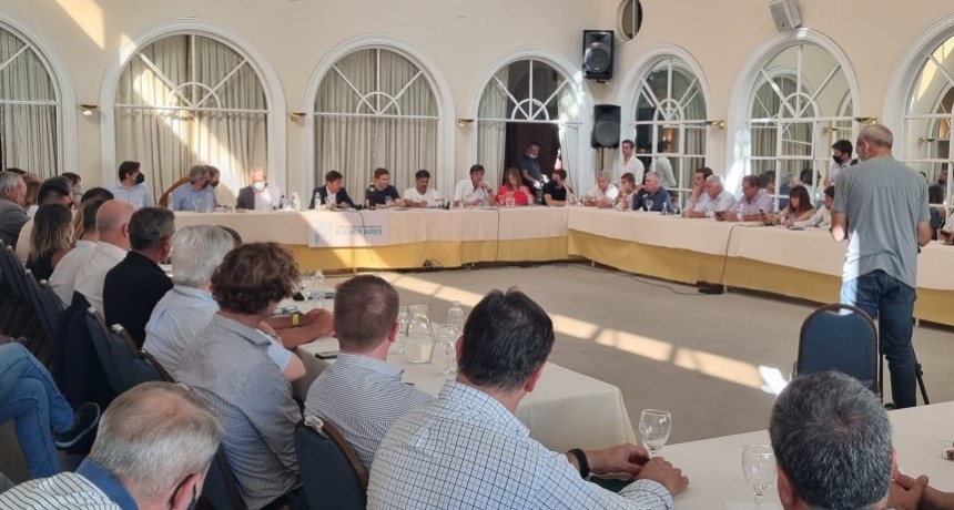 Carmen de Patagones: El Intendente Zara se reunió con el gobernador, Axel Kicillof y sus ministros 