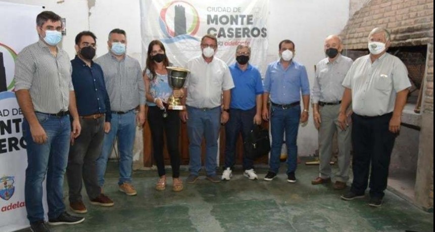 Corrientes: Autoridades provinciales y municipales inauguraron una cancha de bochas de piso sintético