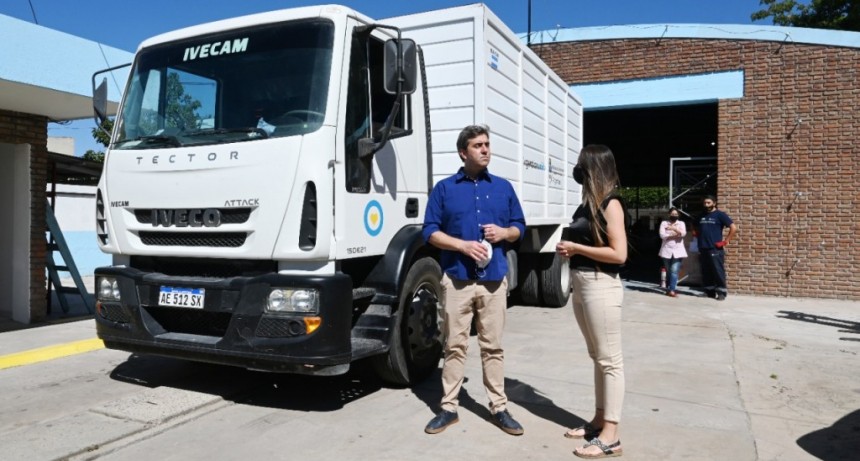 Luján: El Intendente recorrió el nuevo Almacén Central Municipal
