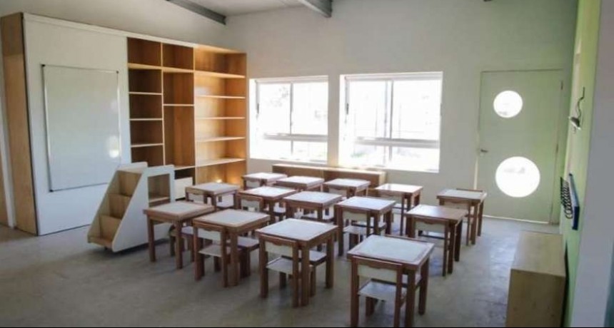 Lezama: El Intendente se reunió con autoridades educativas por el plan de inversiones en infraestructura 