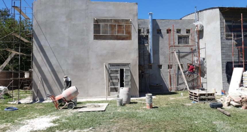 Pte. Perón: El Municipio pone en valor a la Escuela Secundaria Nº 2