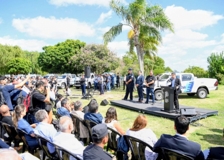 Kicillof entregó nuevos patrulleros para fortalecer la seguridad en San Isidro