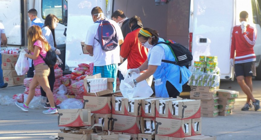 San Fernando envió alimentos a las escuelas de Isla para ayudar en la cuarentena 