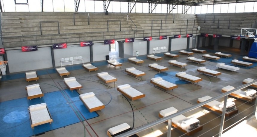 Escobar: Sujarchuk recorrió el Microestadio de Garín, nuevo espacio para atender la pandemia