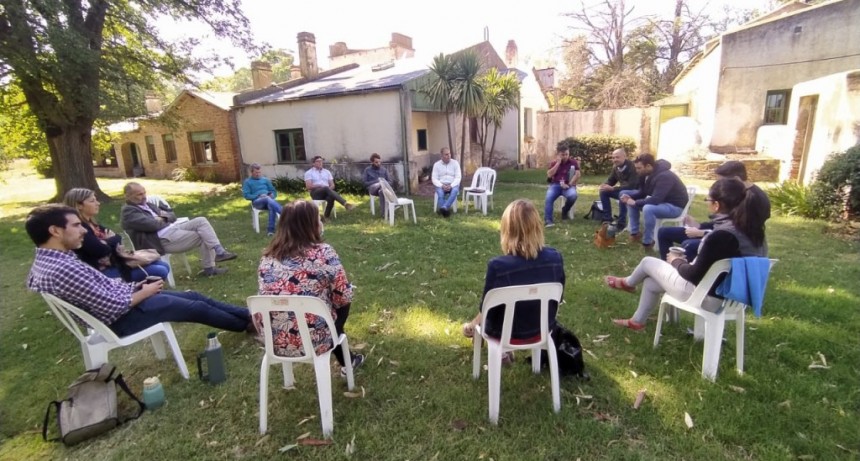 Puan presente en un encuentro sobre Turismo Rural y el Programa Alimentos Bonaerenses