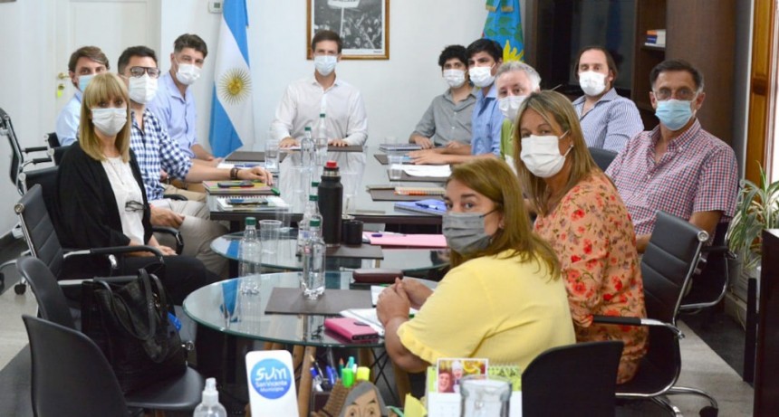 San Vicente: El Intendente se reunió con autoridades provinciales para la jerarquización del Hospital Dr. Ramón Carrillo