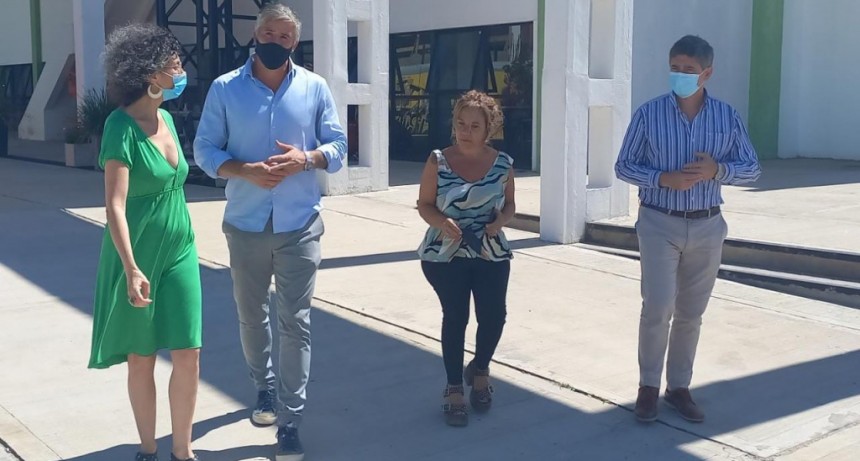 Navarro: Facundo Diz visitó la Universidad de Hurlingham 