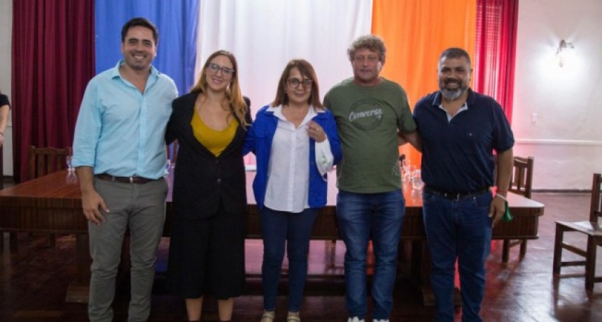 Carmen de Areco: Ruiz Malec e Iván Villagrán acompañaron la firma del nuevo Convenio Colectivo para municipales