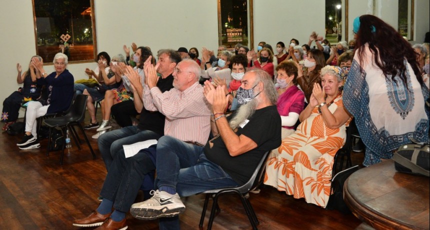 La Plata: Con eje en la memoria, la verdad y la justicia, culmina el ciclo “Cuentos bajo la luz de la luna”