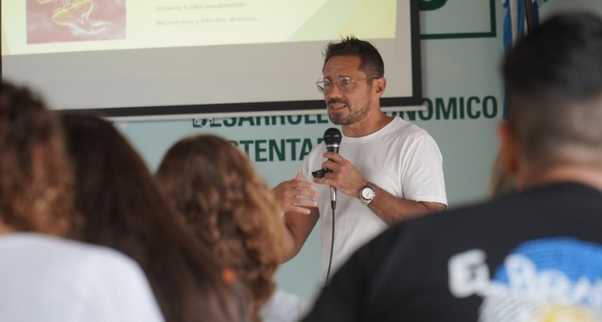 Merlo: Se realizó la primera charla sobre el cannabis medicinal