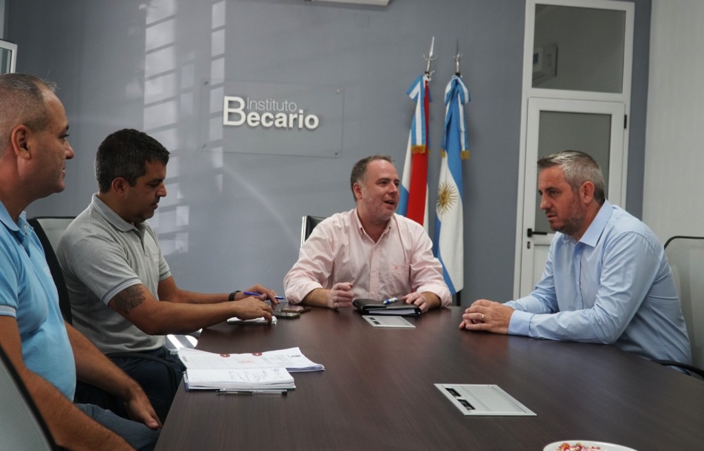 Colón (ER): El Municipio garantiza el transporte para los alumnos de la Escuela Agrotécnica