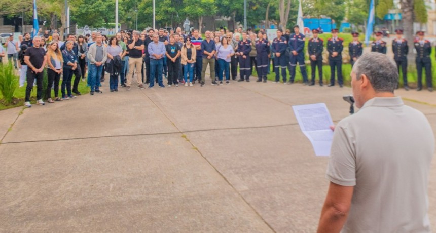 San Fernando: La Municipalidad homenajeó a las víctimas de la dictadura plantando árboles por la Memoria