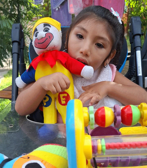 Pilar: Pe&ntilde;a Solidaria a beneficio de la Campa&ntilde;a TodosxNuria