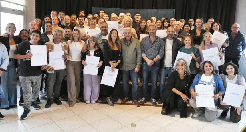 Monte Hermoso: El Municipio entreg&oacute; subsidios a instituciones locales en apoyo al trabajo comunitario