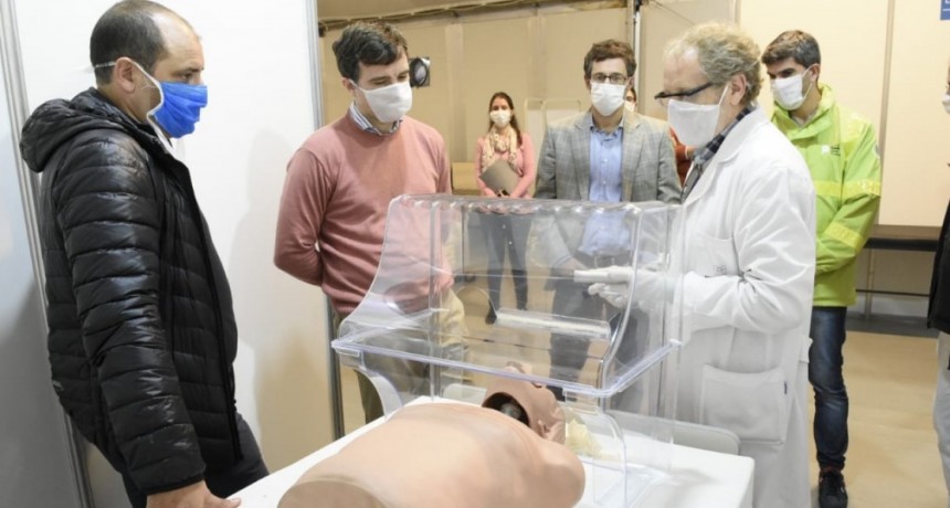 Morón: El Hospital recibió equipos aerobox donados por la empresa MABE