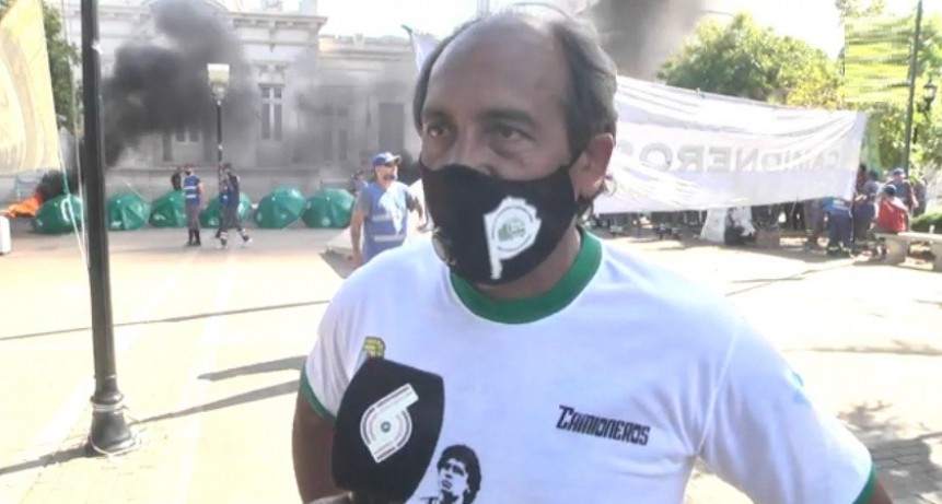 Moreno: Corte y reclamo de los trabajadores de la recolección de residuos