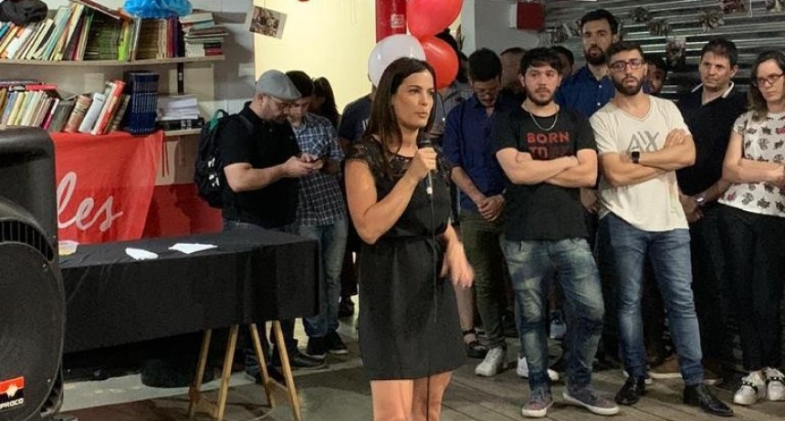 Por primera vez, una mujer fue elegida presidenta de la UCR Capital y llamó a “revolucionar el radicalismo”