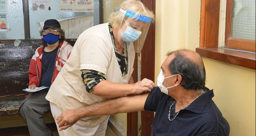 Berisso comenz&oacute; a aplicarse la vacuna antigripal