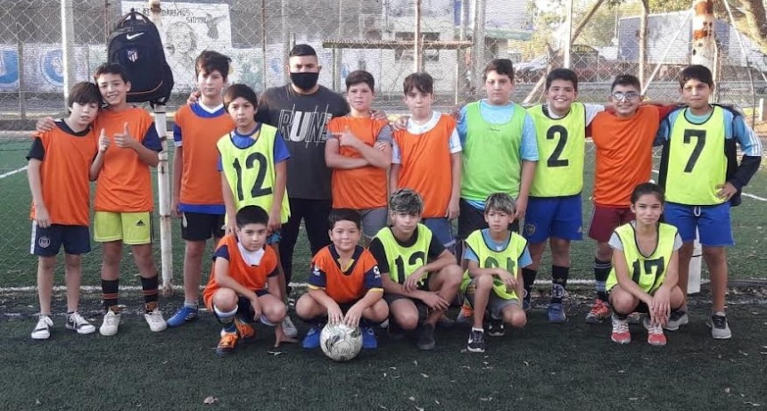 Campana: La Escuela Municipal de Fútbol del barrio Sarmiento visitó “Planeta Fútbol”
