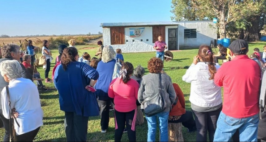 Gral. Villegas: Se realizó el primer viaje turístico al Pueblo Bonaerense de Los Todos 