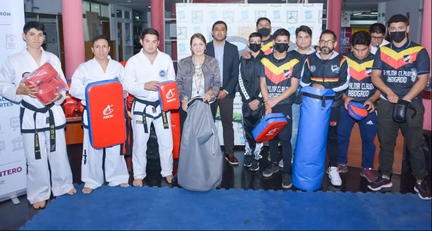 Pte. Perón: Blanca Cantero entregó kits deportivos a organizaciones dedicadas a las artes marciales