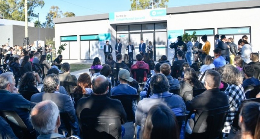 Kicillof inauguró un Centro de Salud Mental Juvenil en Hurlingham